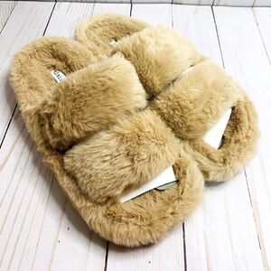 New Azalea Wang Tan Brown Fur Sandal Slide Womens Size 6